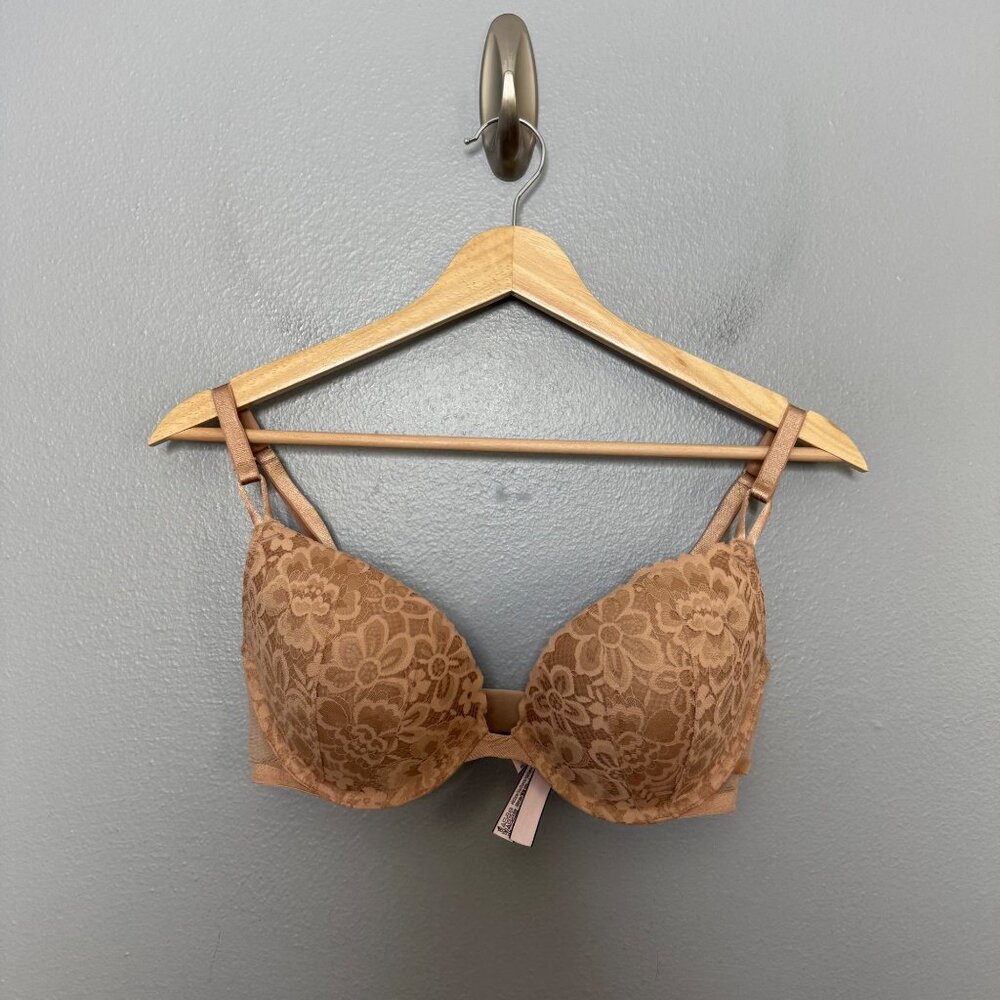 VICTORIA'S SECRET push up nude lace bra size 34D
